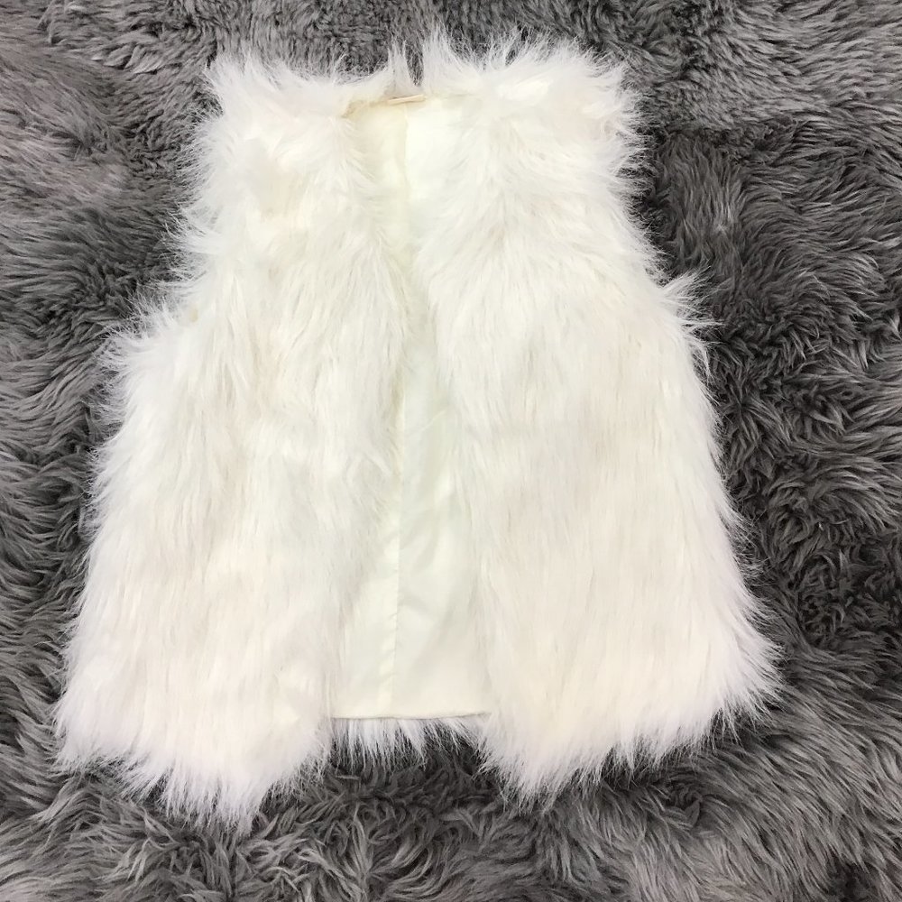 Canyon River Blues | Girl's Faux Fur Vest | Large